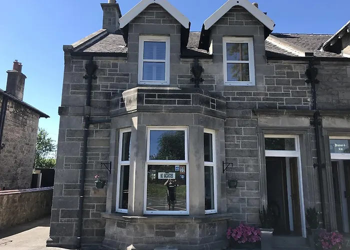 Ravenswood Guest House Stirling